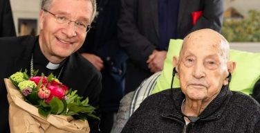 Скончался старейший католический священник в мире