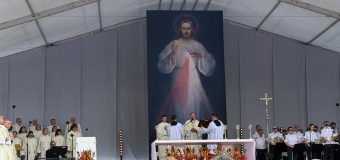 «Мир невозможно построить без милосердия». Папа — участникам Конгресса в Вильнюсе