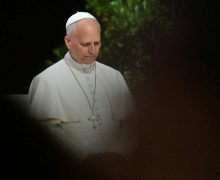 Папа встретился с жертвами злоупотреблений в Церкви Испании